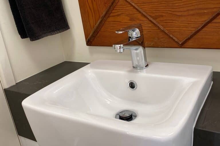 bathroom tap leak fixed